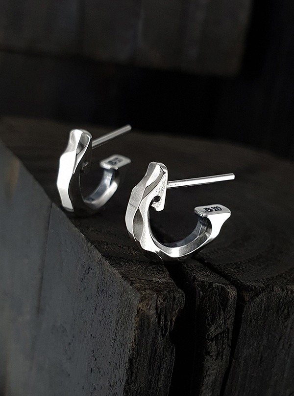 Icy-R1 Earring